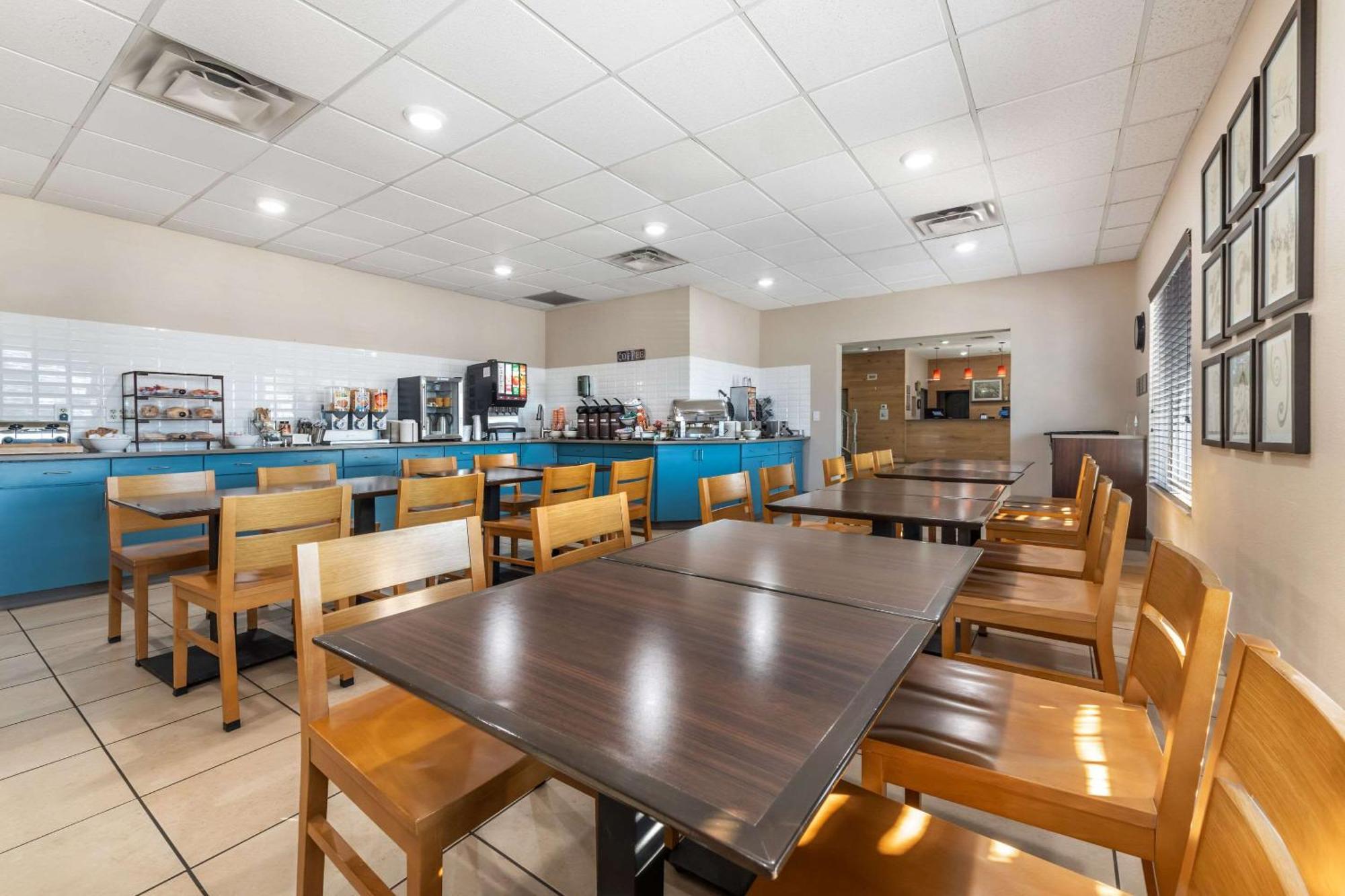 Country Inn & Suites By Radisson, Watertown, Sd Dış mekan fotoğraf