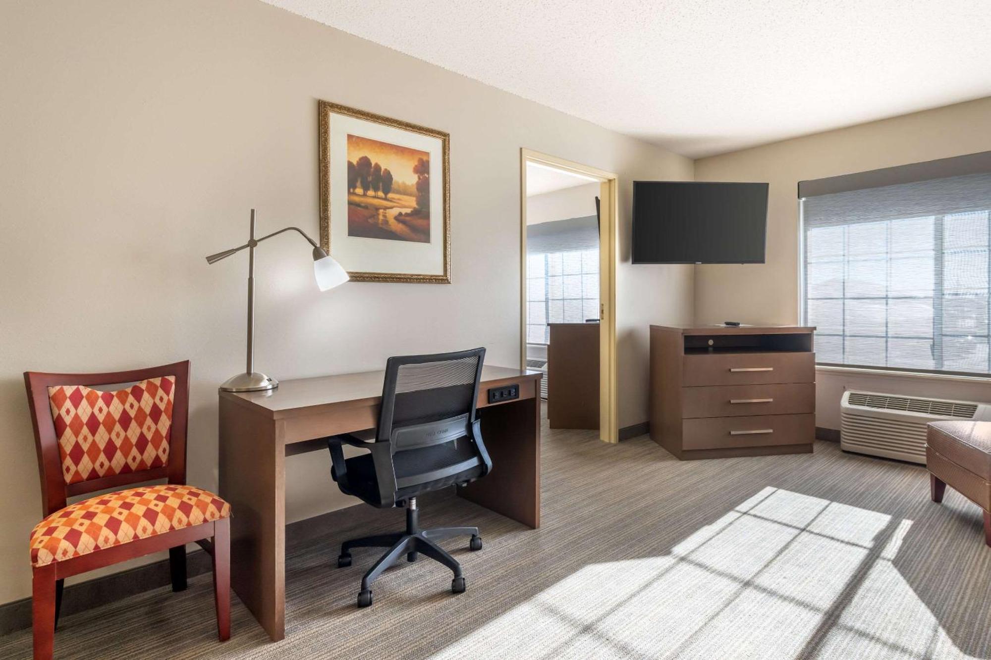 Country Inn & Suites By Radisson, Watertown, Sd Dış mekan fotoğraf