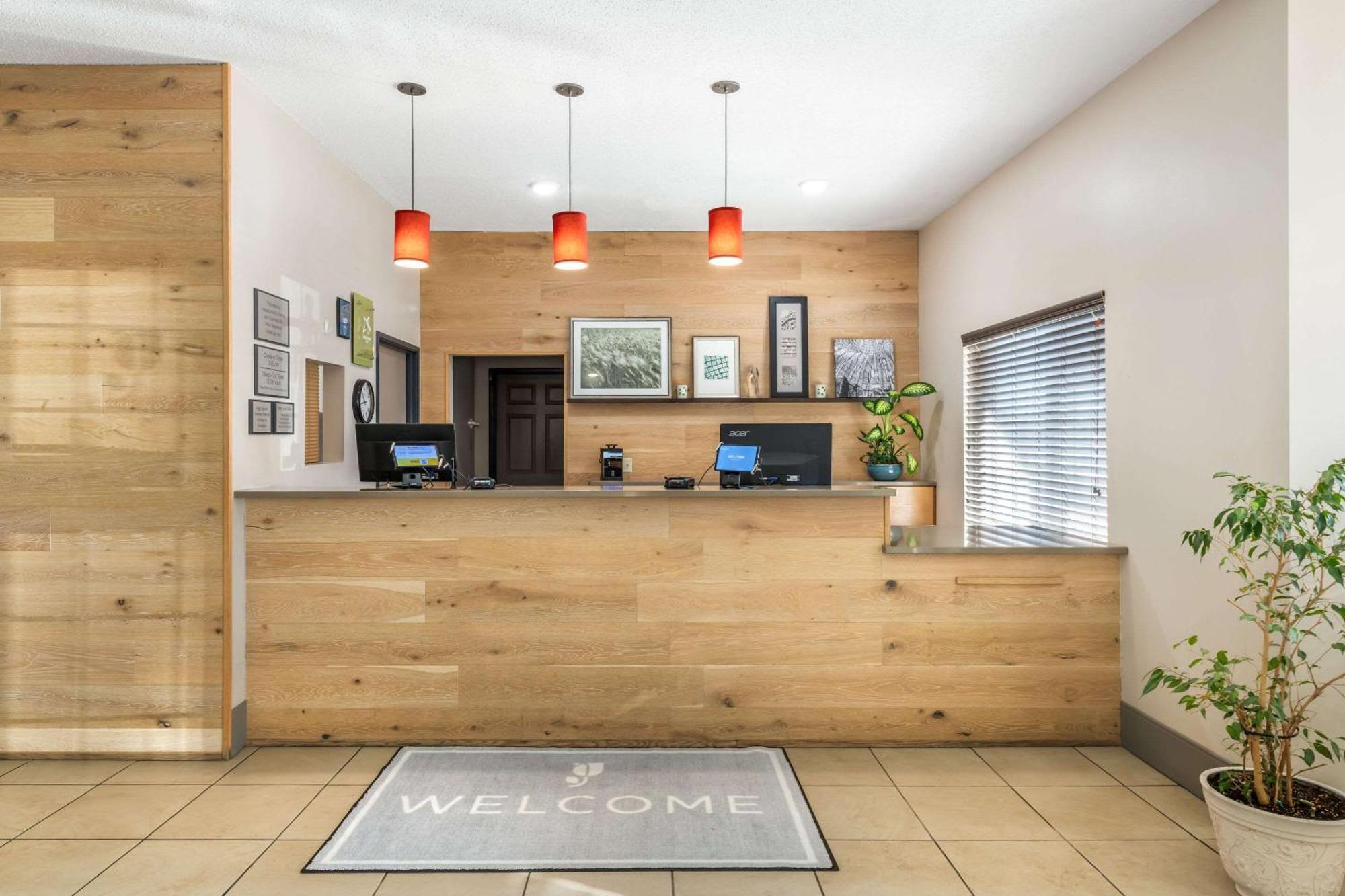Country Inn & Suites By Radisson, Watertown, Sd Dış mekan fotoğraf