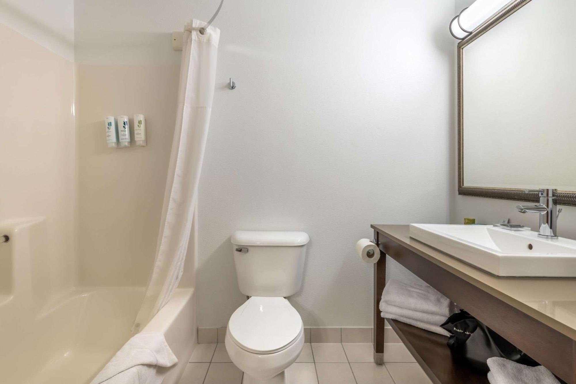 Country Inn & Suites By Radisson, Watertown, Sd Dış mekan fotoğraf