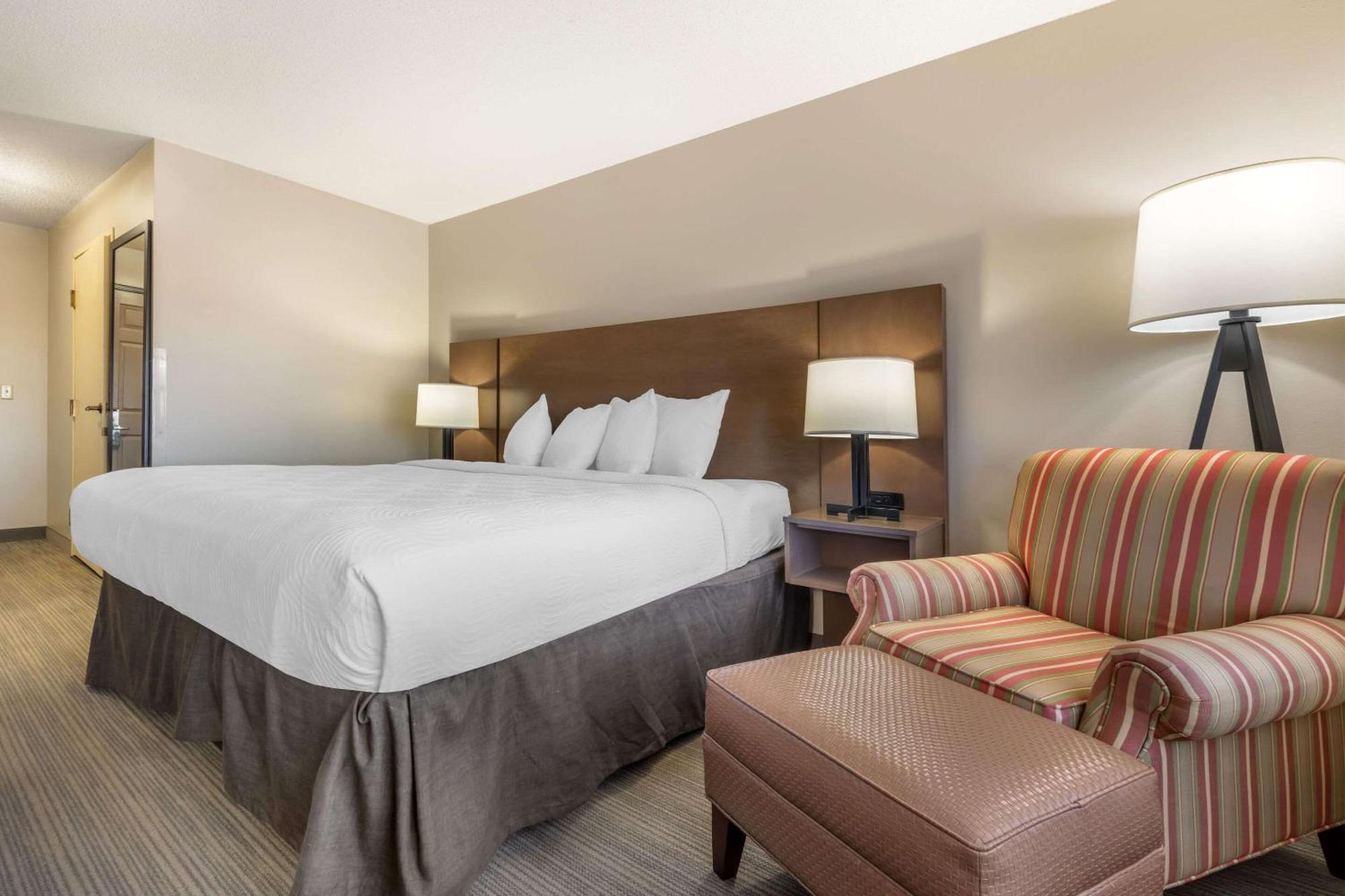 Country Inn & Suites By Radisson, Watertown, Sd Dış mekan fotoğraf
